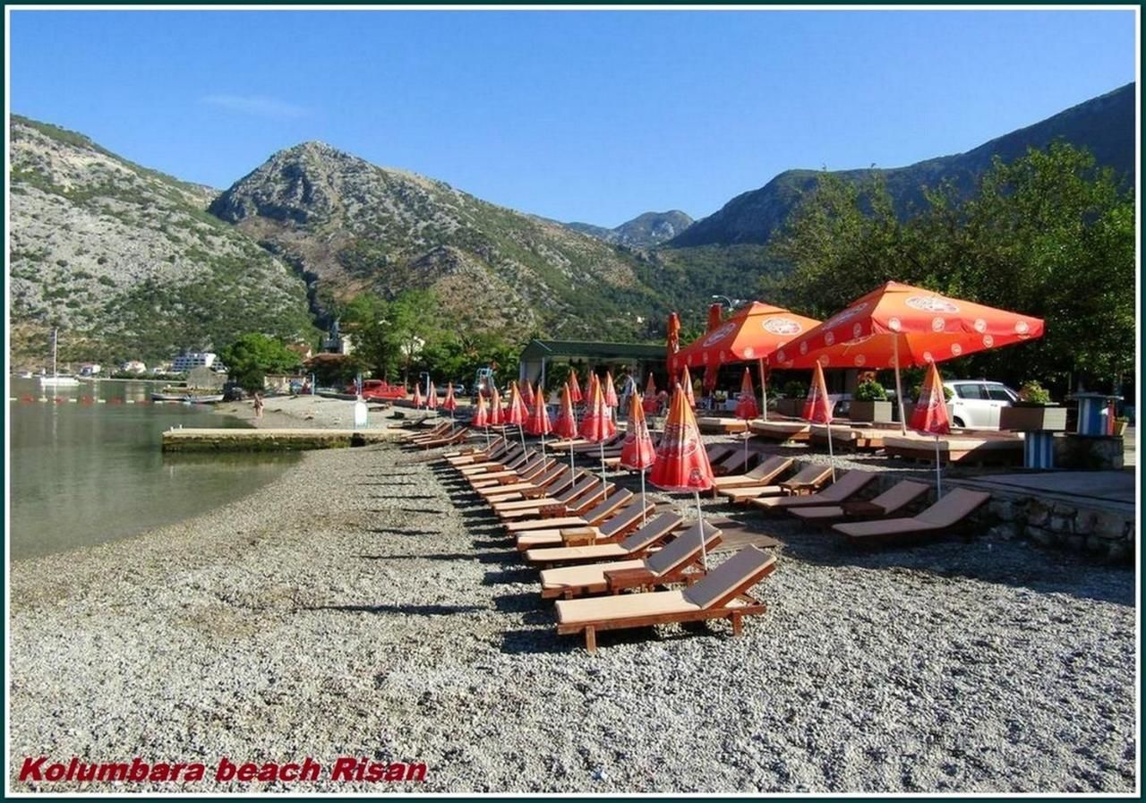 Апартаменты Apartment with 2 bedrooms in Risan, with wonderful mountain view, enclosed garden and WiFi - 100 m from the beach Рисан-16